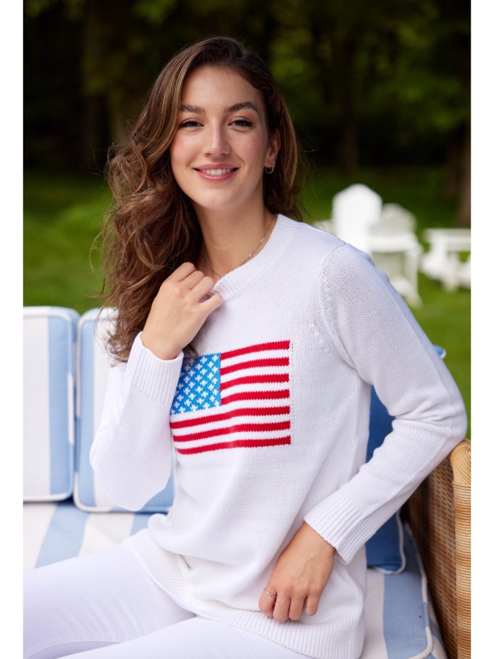 NWT STS Sail to Sable White Classic Flag Sweater Large
